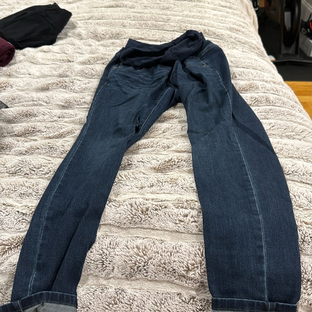 Maternity Jessica Simpson jeans size is medium